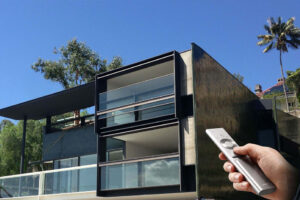 Kumandalı Giyotin Cam Balkon